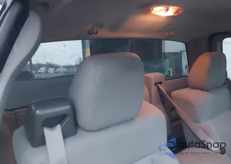 2005 Ford F-150 Stx/Xlt из США, поврежденный, VIN 1FTRF02W05KD69072